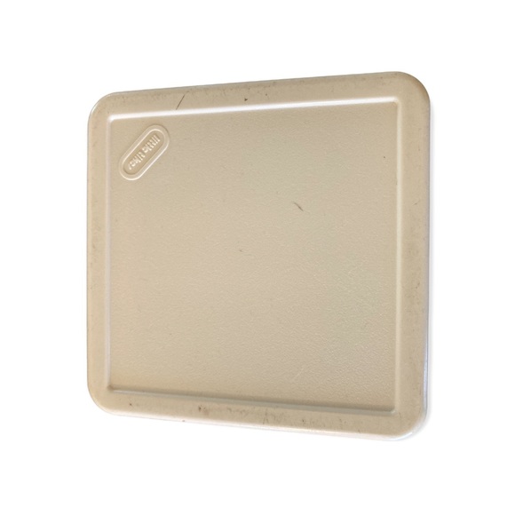 SOLD Little Tikes Kitchen Set - playhouse/doll size - Picture 3 of 11